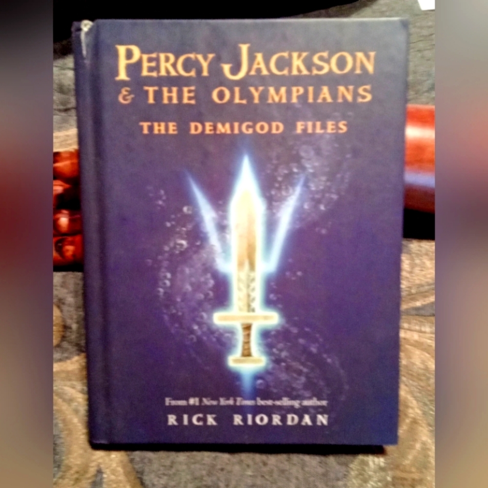 -RICK RIORDAN " PERCY JACKSON & THE OLYMPIANS "THE DEMIGOD FILES"